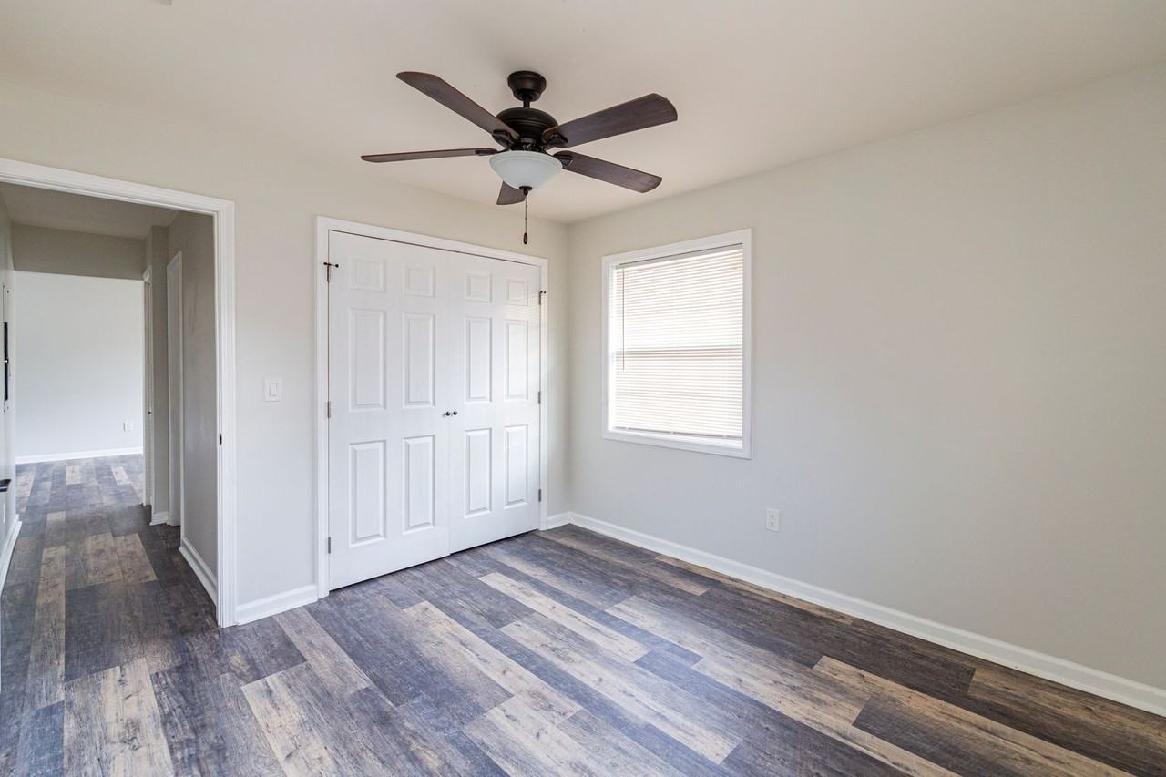 Park Estates - Photo 6 of 29