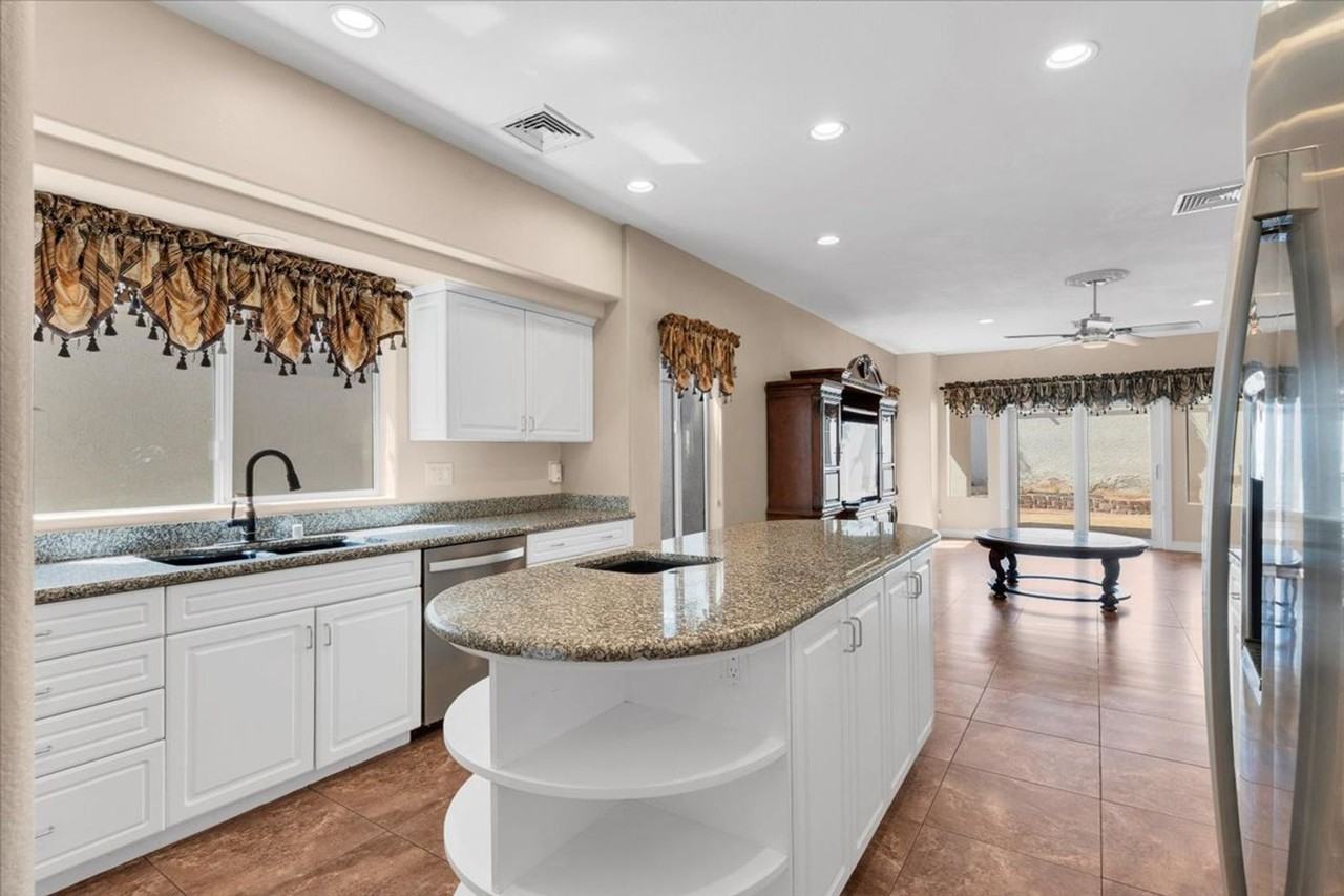 7956 Marbella Cir #1 - Photo 6 of 35