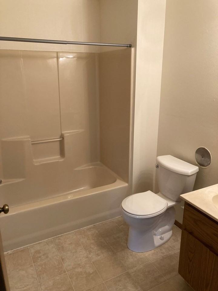 532 E Bronson Rd #3 - Photo 7 of 10