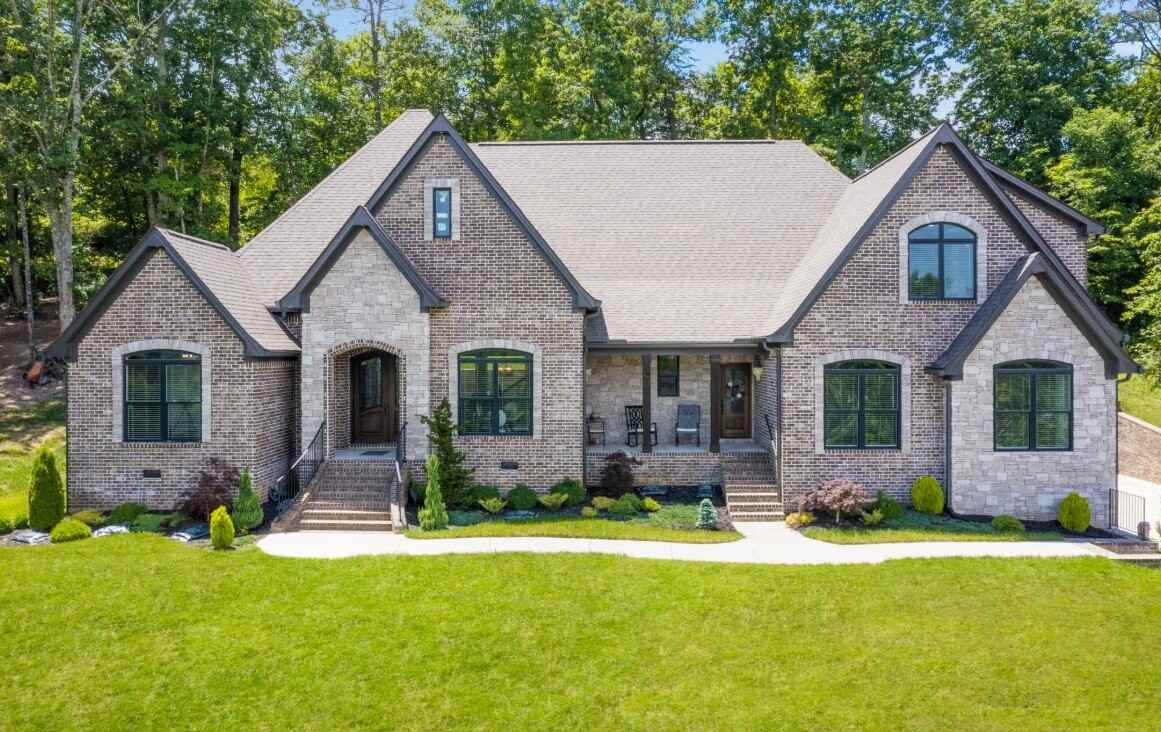 1780 Windstone Dr - Photo 2 of 47