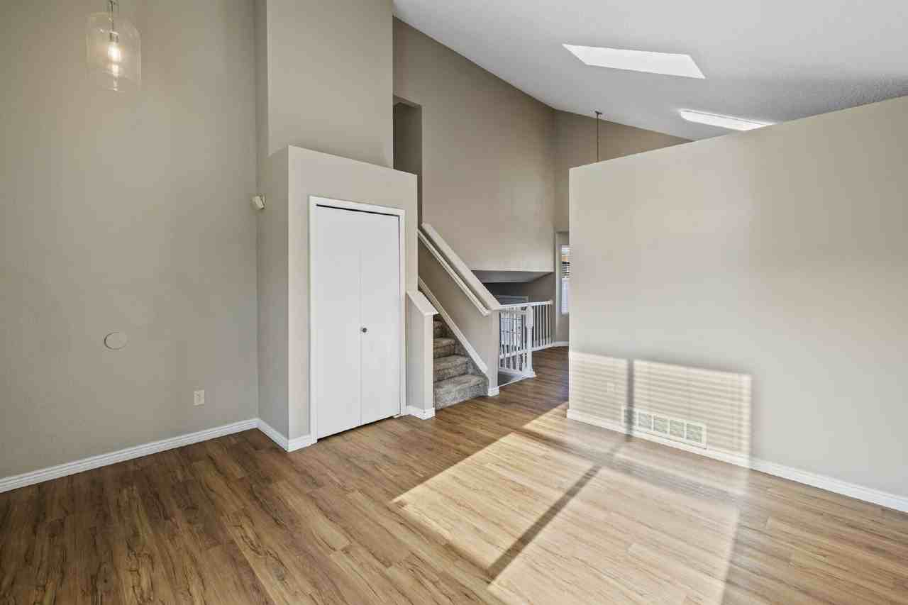 1719 S Canoe Creek Dr - Photo 4 of 36