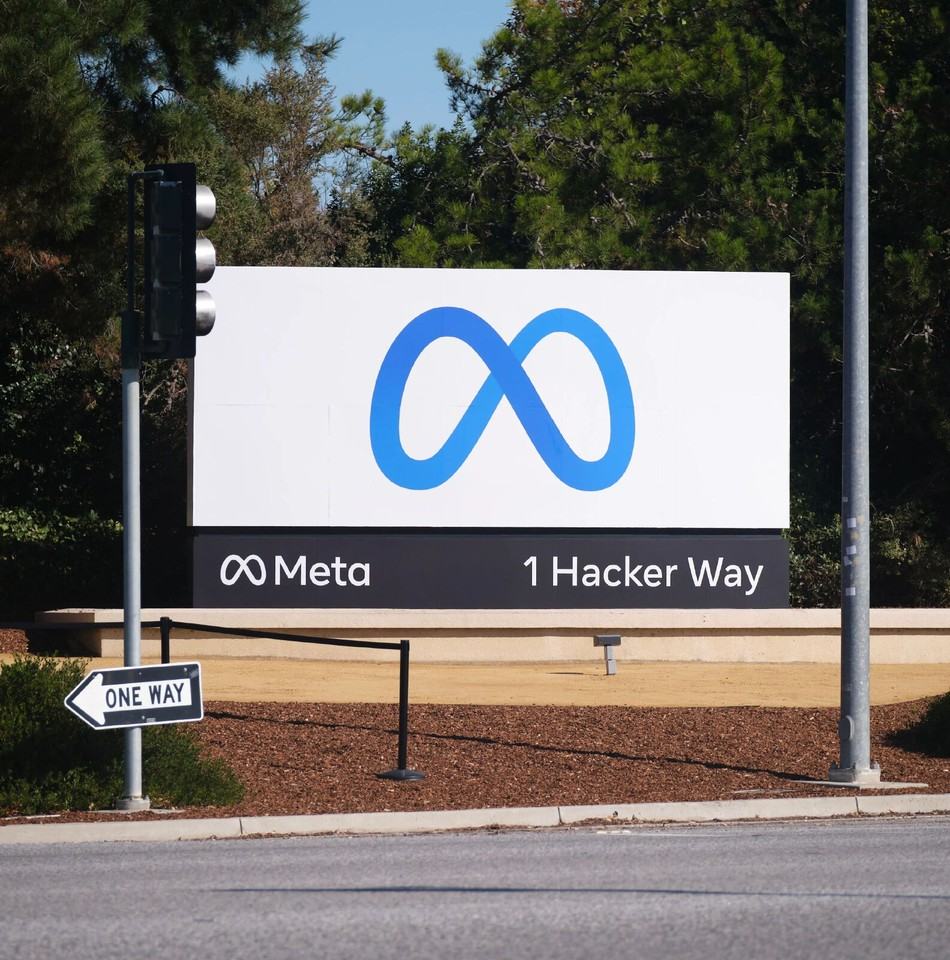 1 Hacker Way - Photo 3 of 4