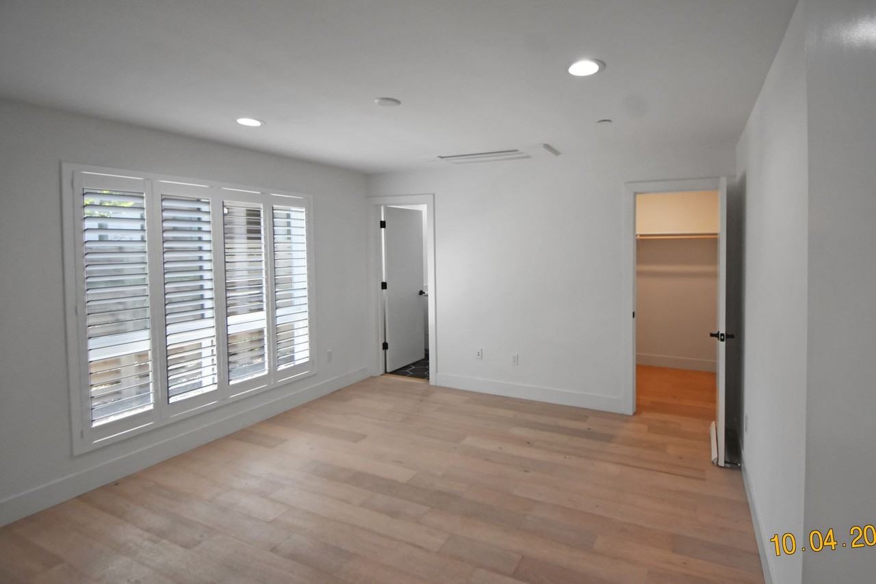 238 Avant Pl - Photo 2 of 14