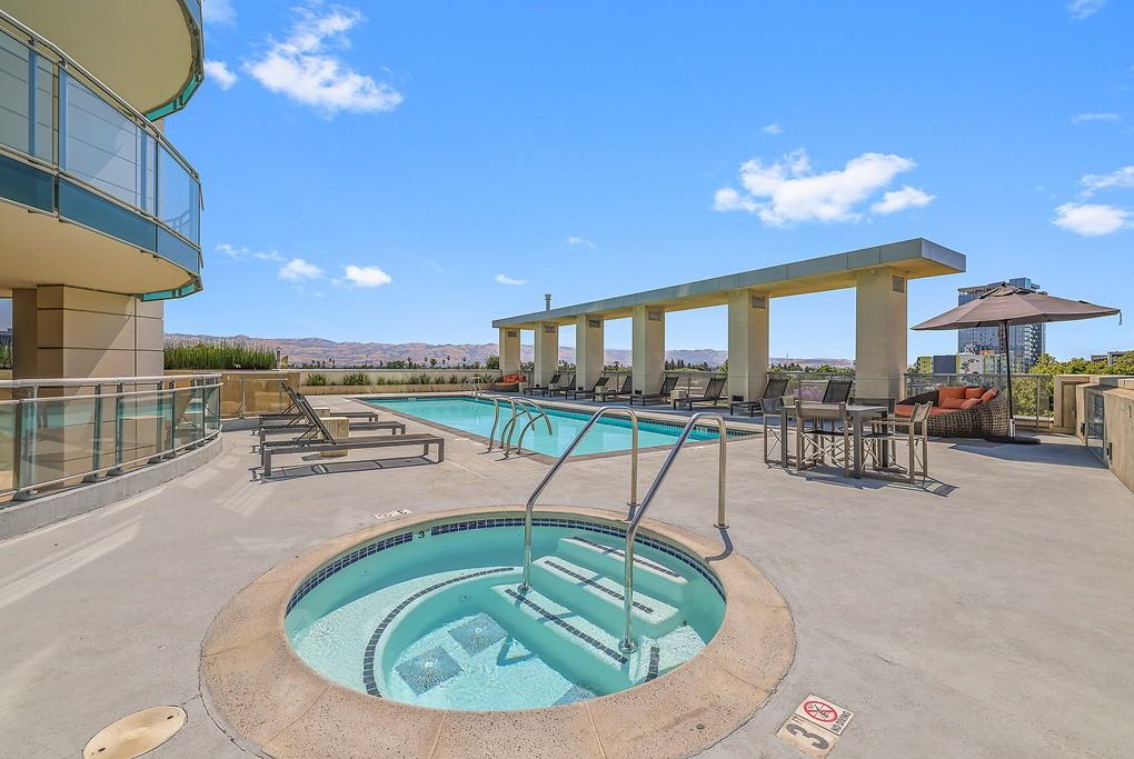 360 Residences - Photo 2 of 65