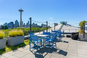 featured image of 118 Republican St