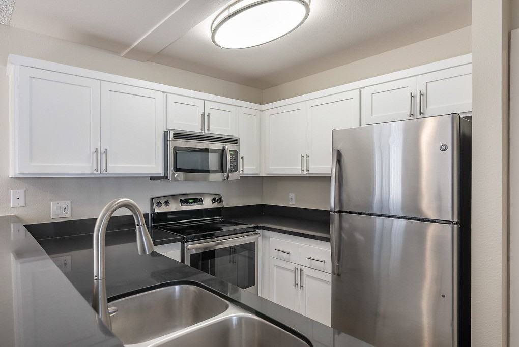 Huntington Breakers - Photo 6 of 86