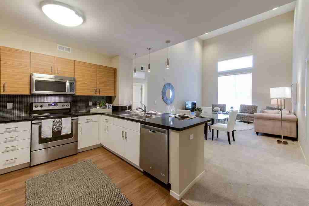 MB360 - Photo 7 of 84