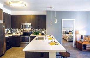 featured image of 688 N 7th St