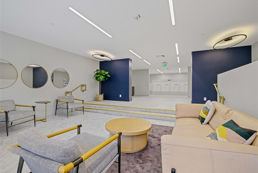 Skye at Bunker Hill - Photo 5 of 64