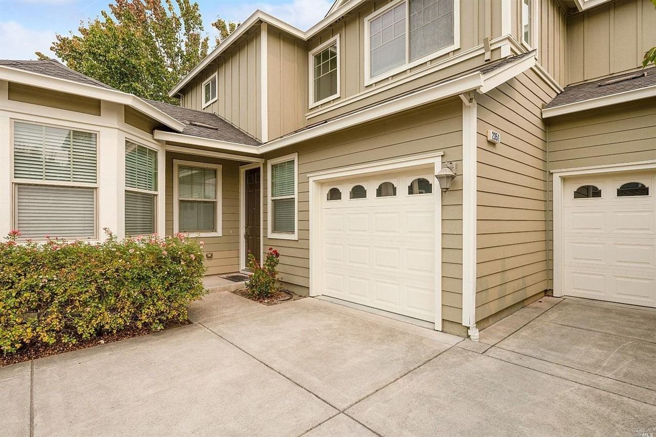 2351 Tedeschi Dr - Photo 2 of 16