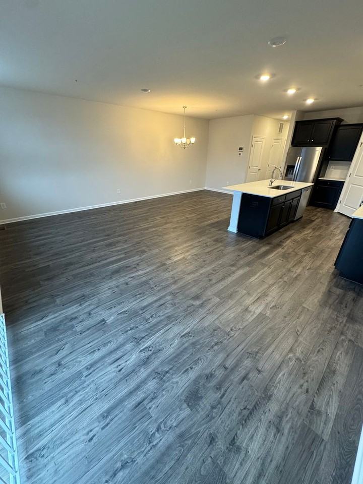 1085 Turnstone Dr - Photo 5 of 43