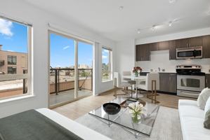 featured image of 1527 15th Ave