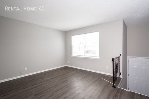 1226 E Cothrell St - Photo 3 of 20