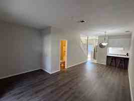 featured image of 9 Ashford Pl