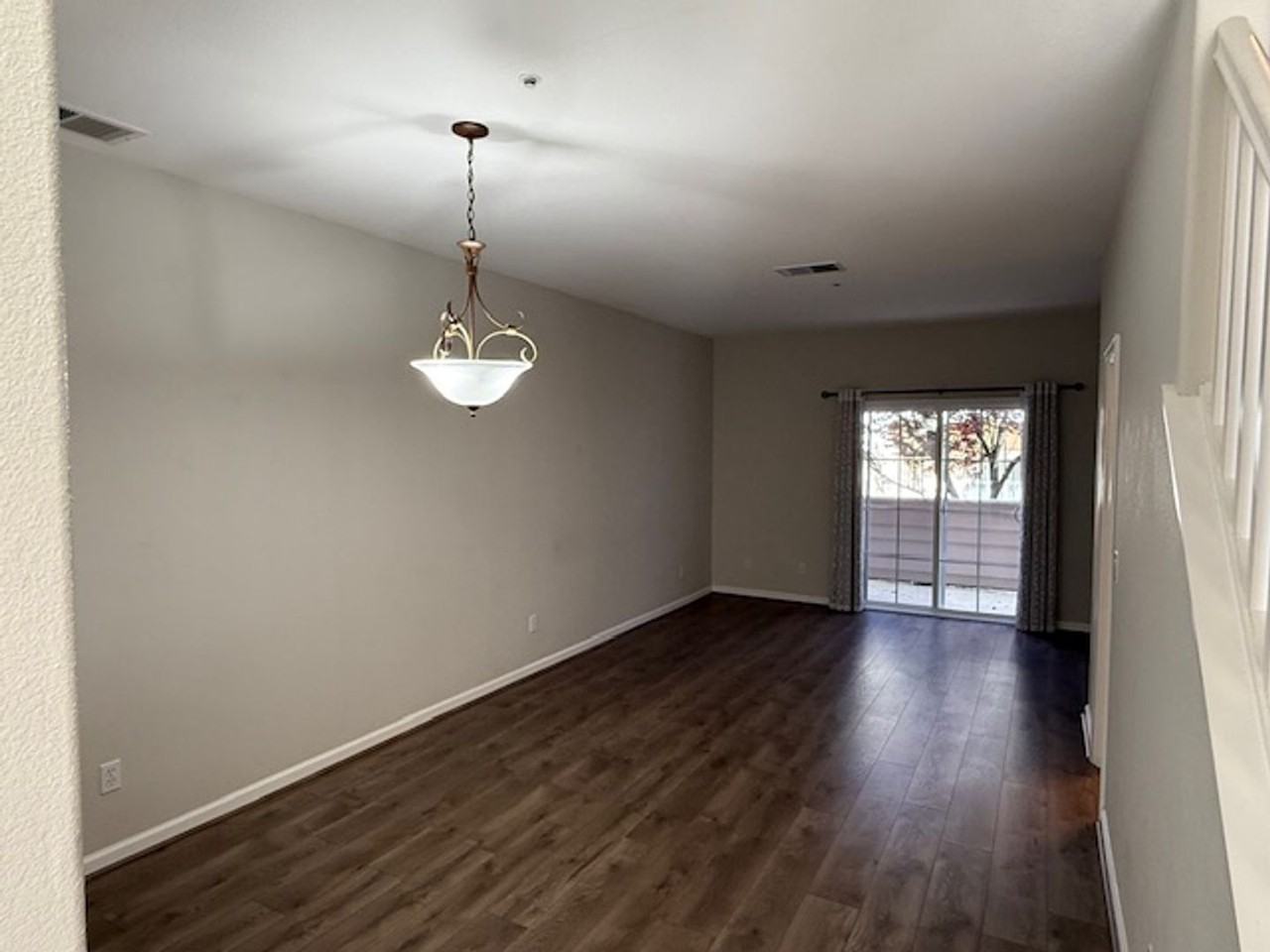 9 Ashford Pl - Photo 2 of 27