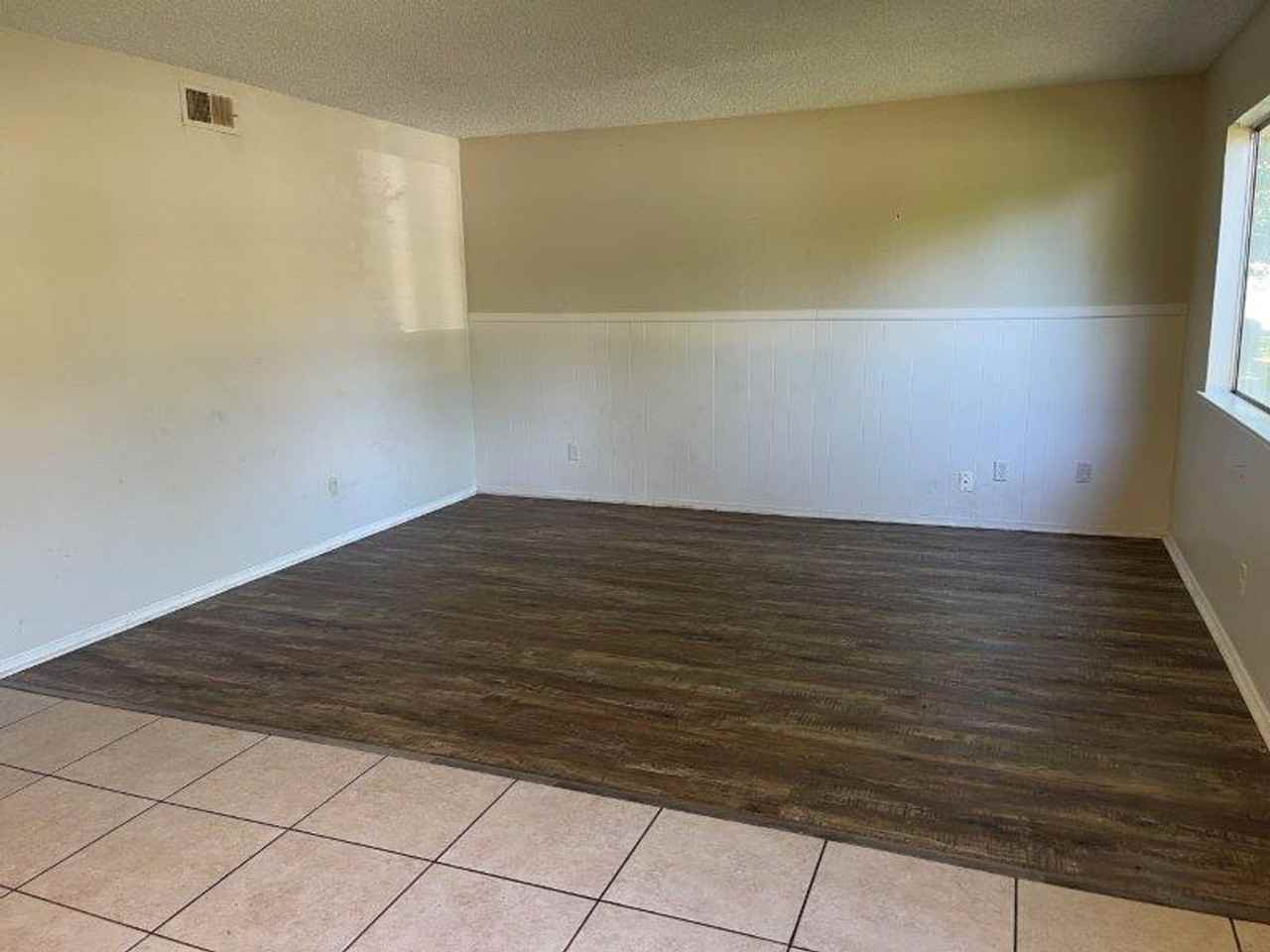 9508 Emerald Park Dr #1 - Photo 5 of 15