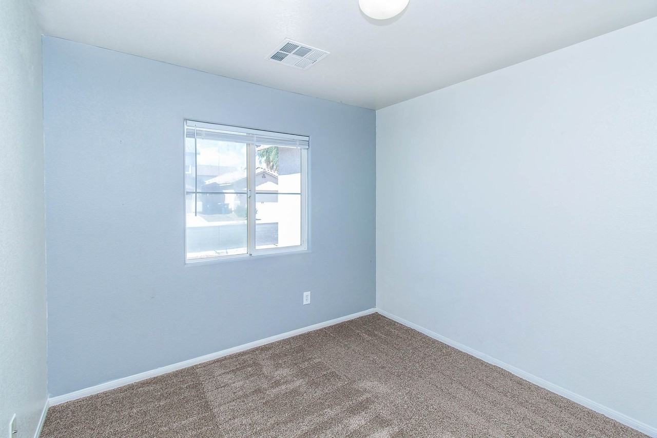 8200 Calico Wind St - Photo 3 of 37