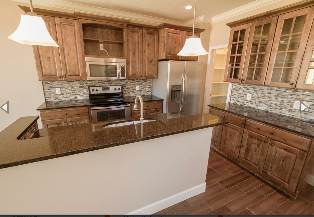 955 N 1030 W - Photo 2 of 14