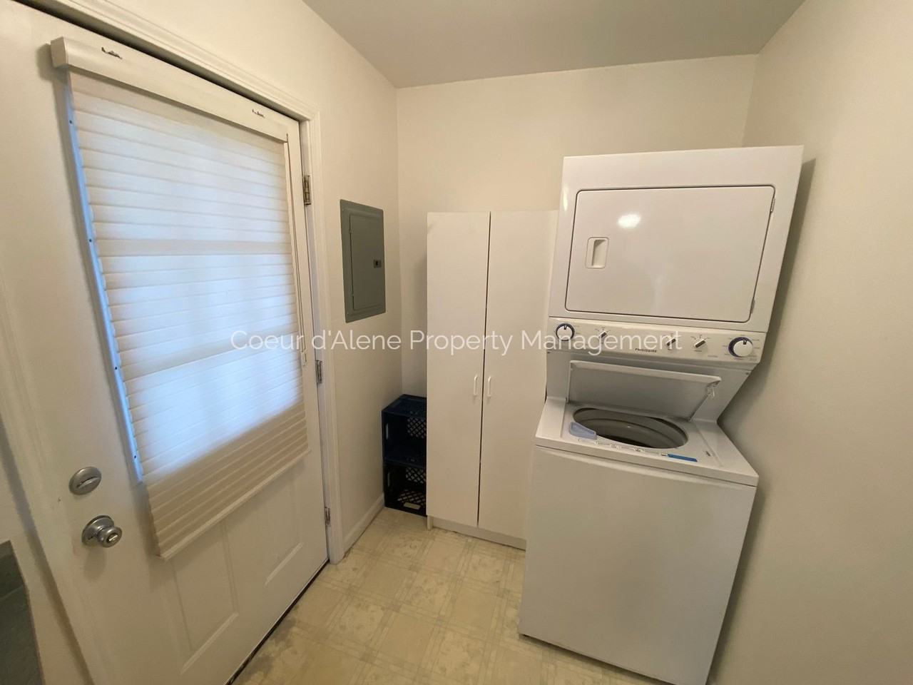 1823 E 12th Ave - Photo 4 of 8