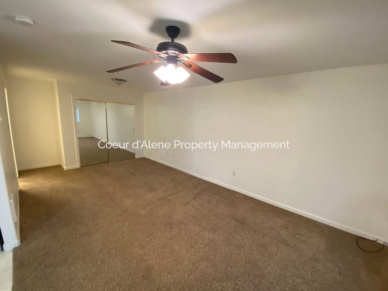 1823 E 12th Ave - Photo 7 of 8