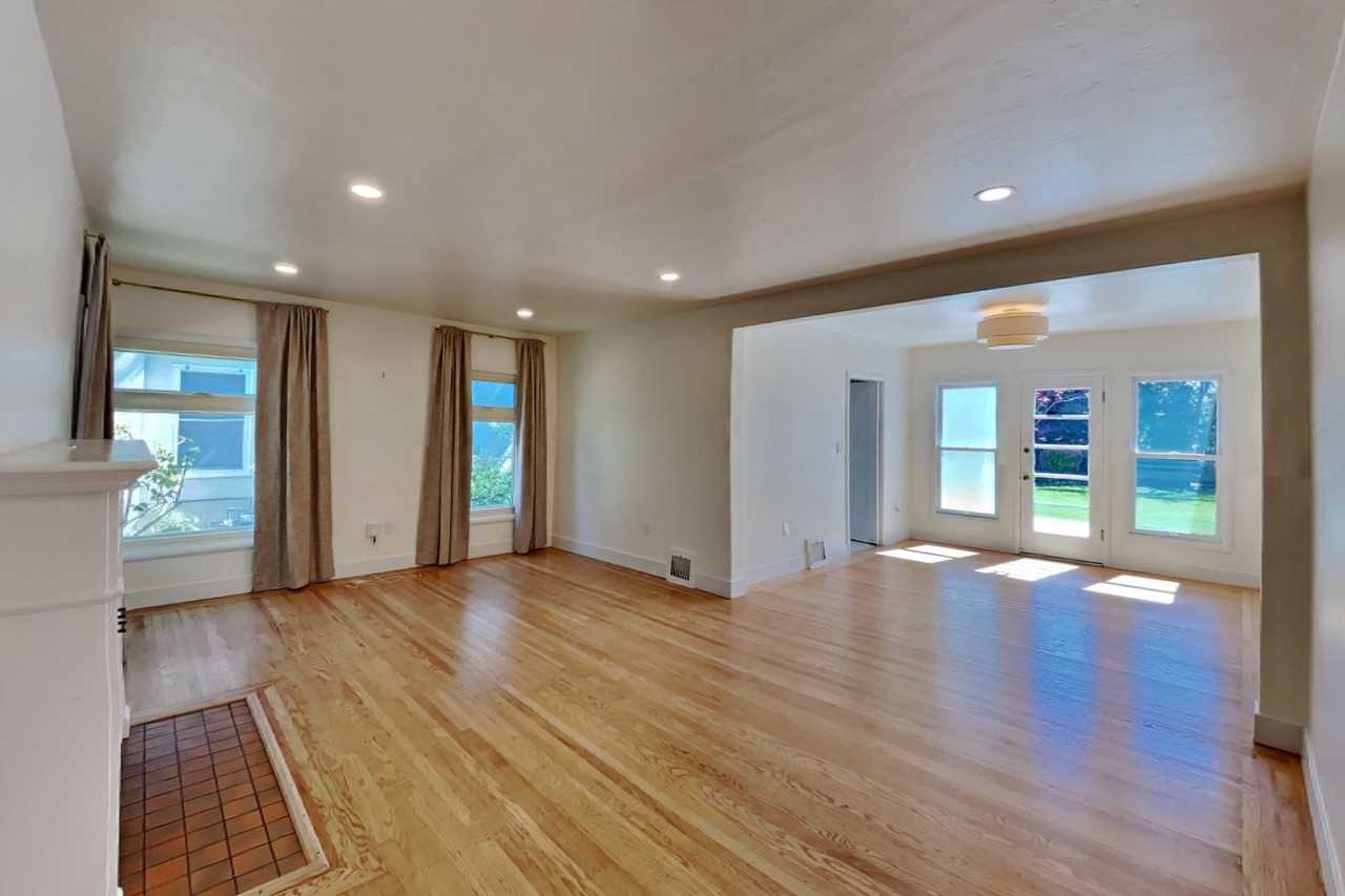 1866 Bidwell Way - Photo 7 of 39