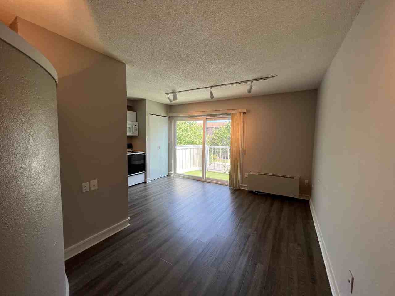 124 Beech St #203 - Photo 3 of 24
