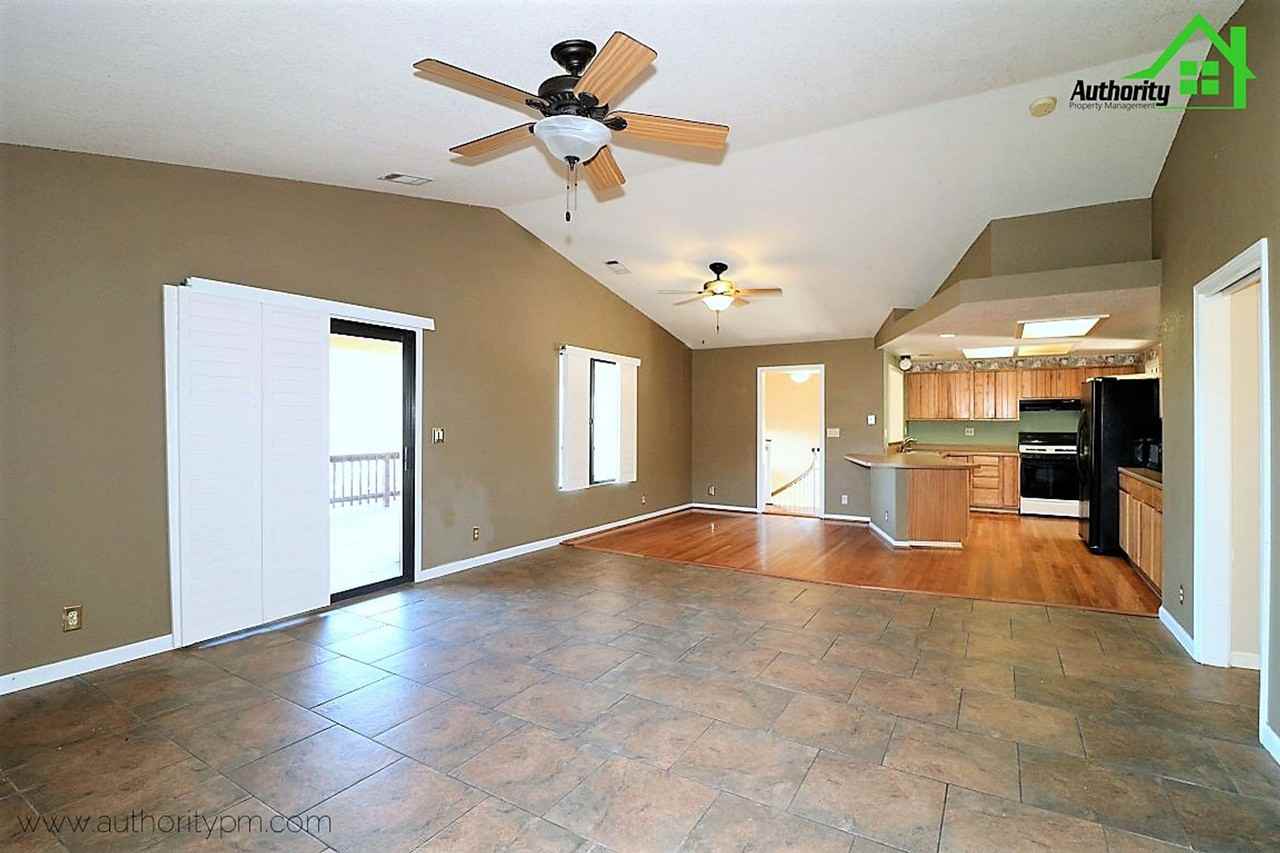 20 La Colina Ter - Photo 2 of 29
