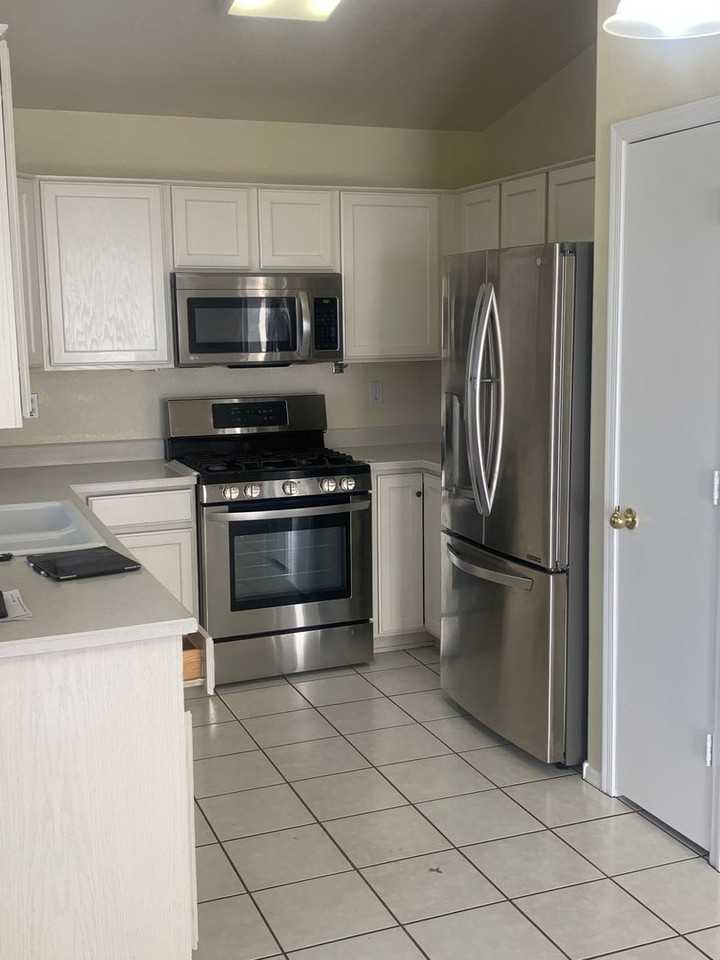 20437 N 105th Ave - Photo 3 of 8