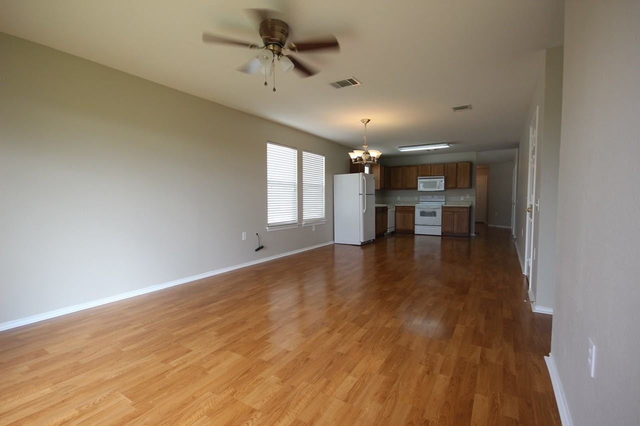 5808 Angel Dr - Photo 3 of 19