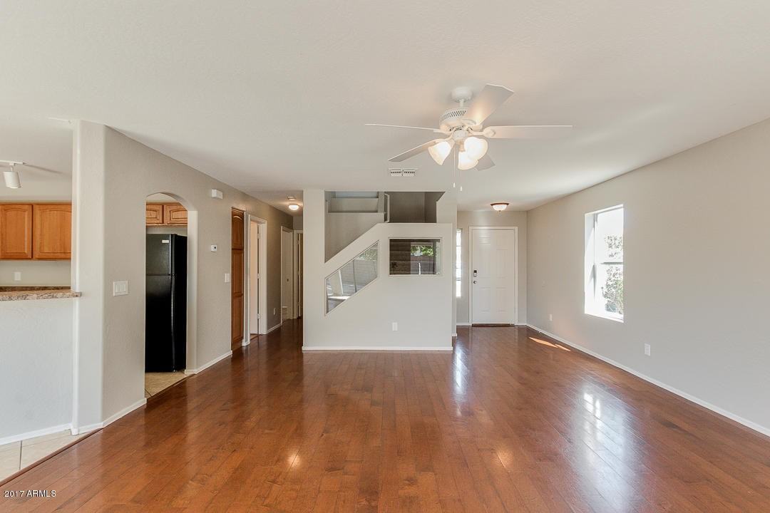 1133 E Poncho Ln - Photo 7 of 28