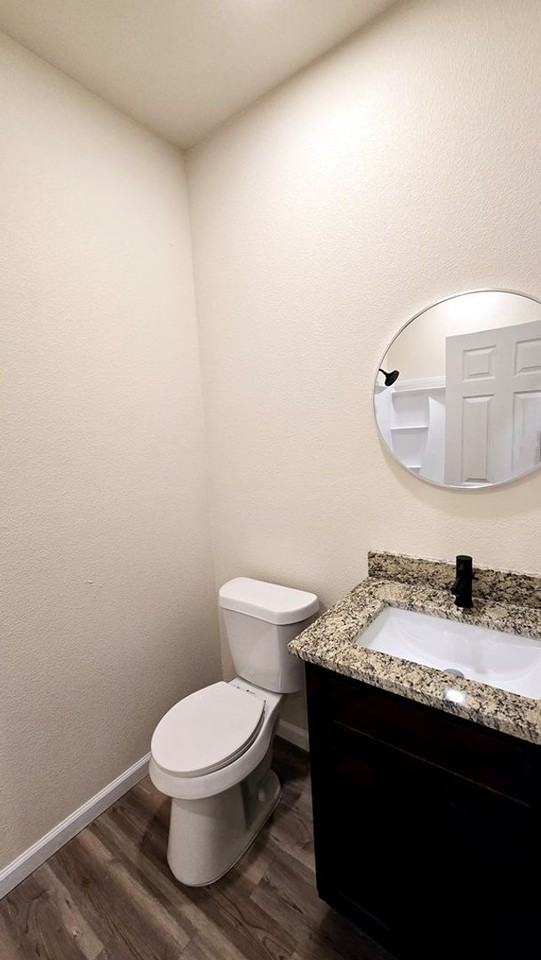 1012 N Eva Ave - Photo 7 of 8