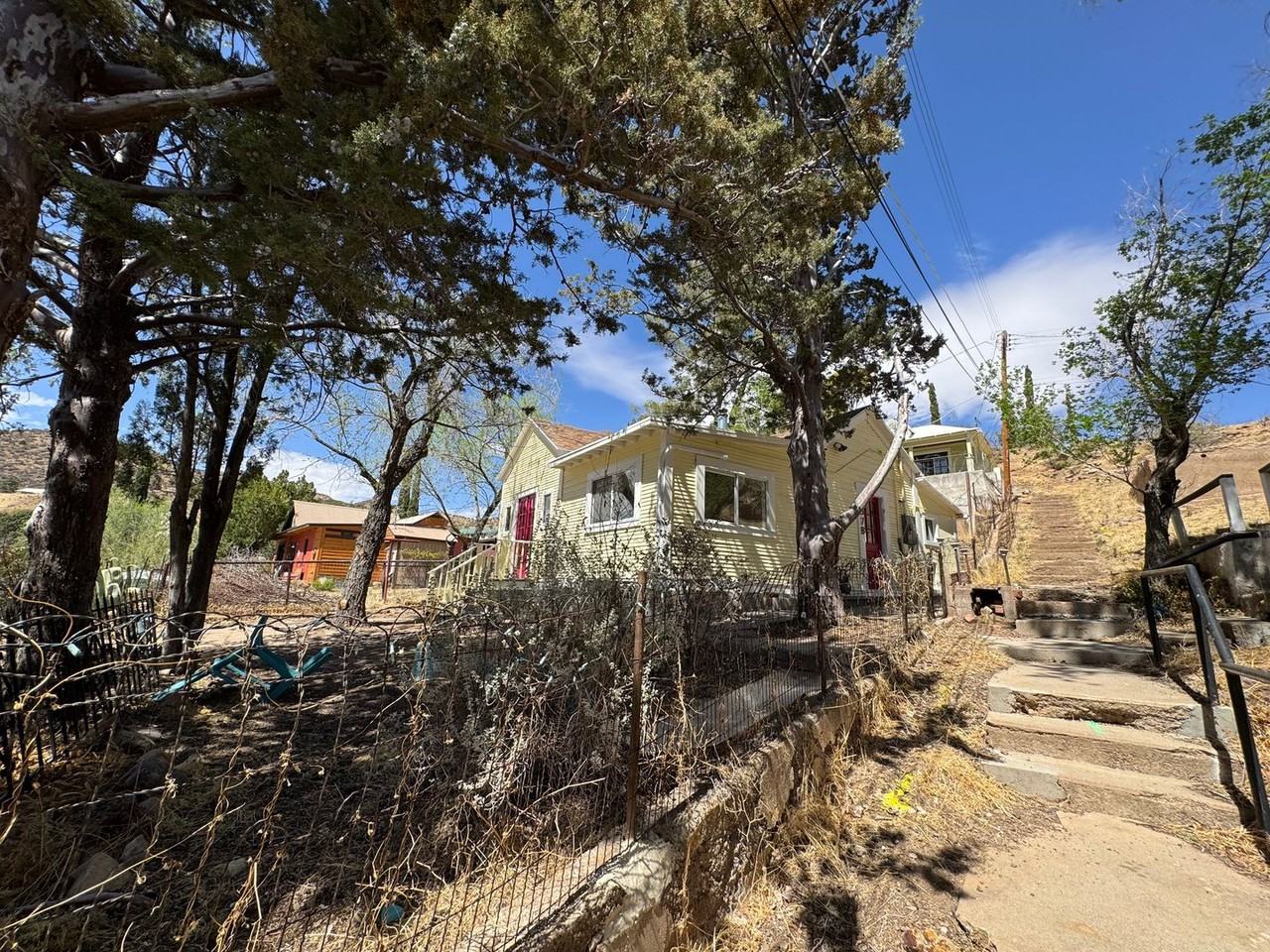 737B Tombstone Canyon Rd - Photo 3 of 18