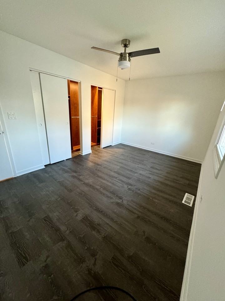 1541 Oakwood Ave #NA - Photo 6 of 12