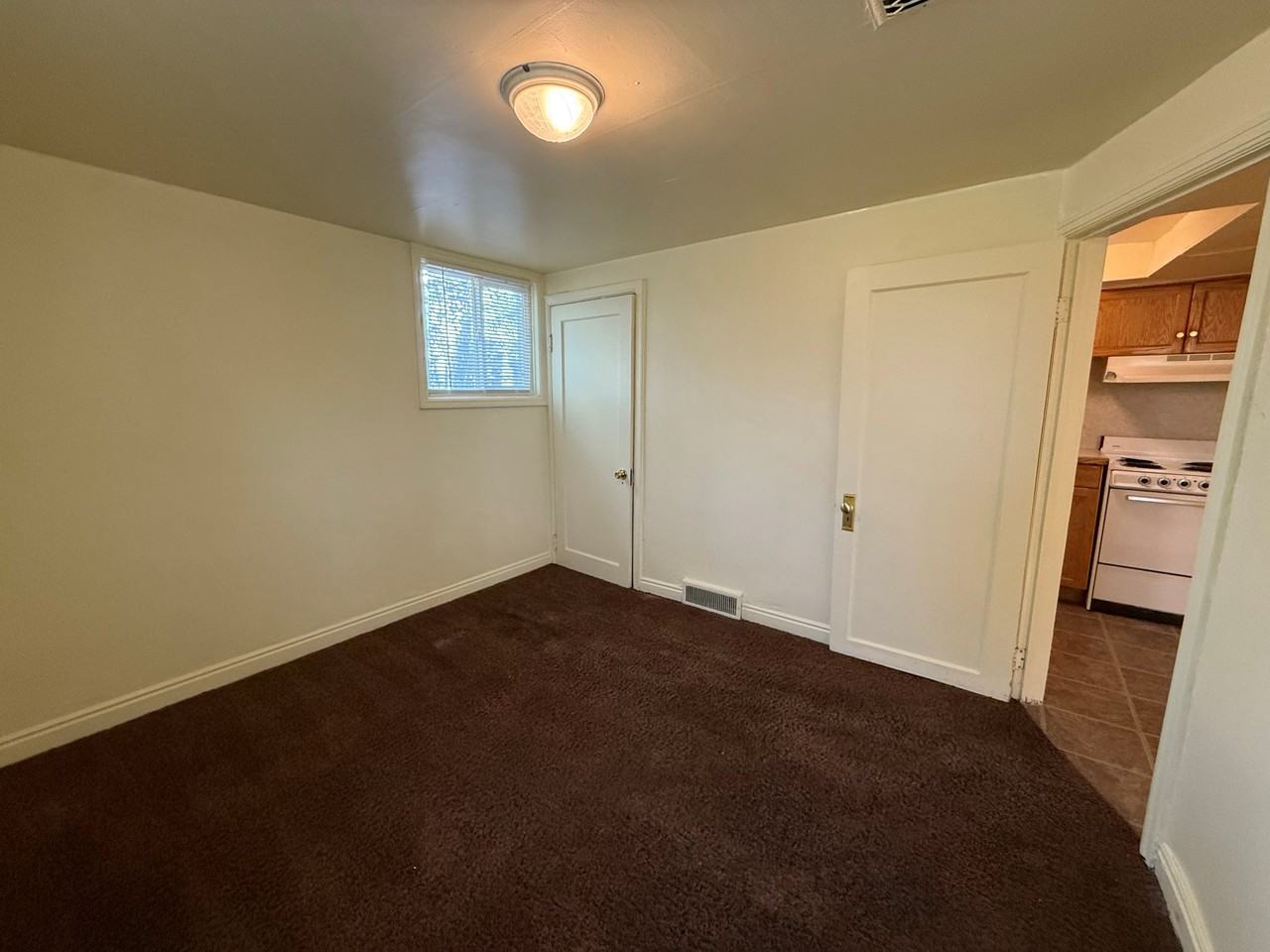 1428 South Roberta Street #3 - Photo 6 of 8