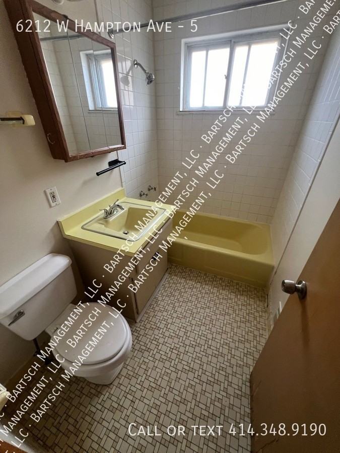 6212 W Hampton Ave #5 - Photo 4 of 5