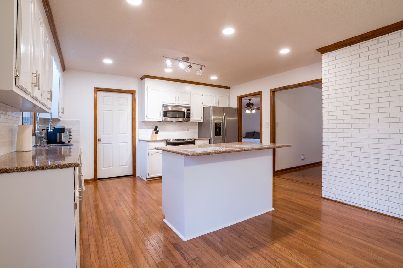 5038 Clearwater Lake Rd #1 - Photo 5 of 18