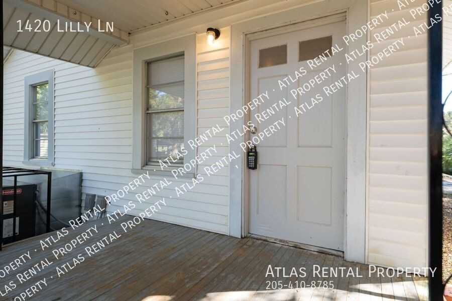 1420 Lilly Ln - Photo 3 of 19