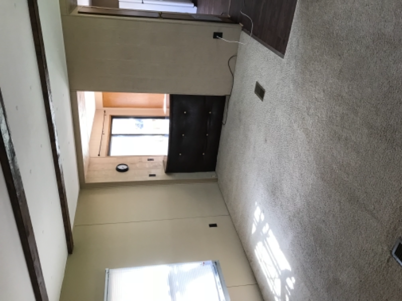 833 Lovell Road - Photo 2 of 10