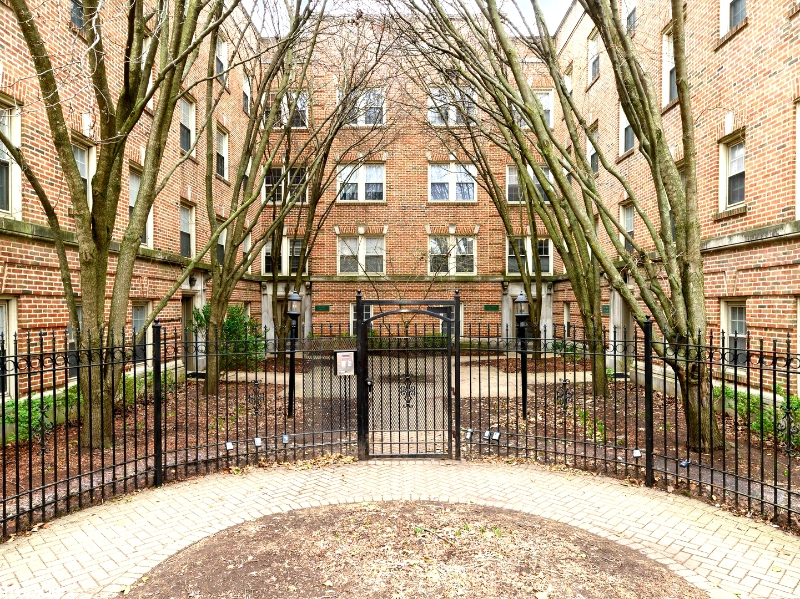 839 East 52nd Street #3