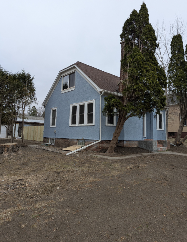 153 Boulevard Ave Ne - Photo 2 of 19