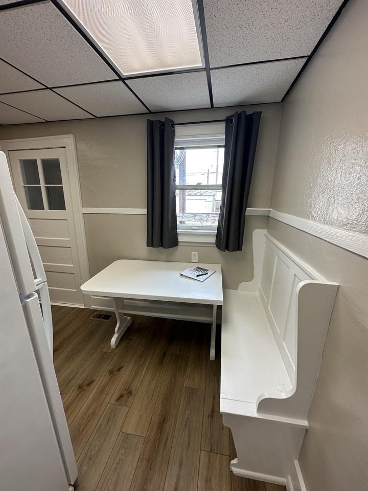 240 7th Avenue - Photo 3 of 16