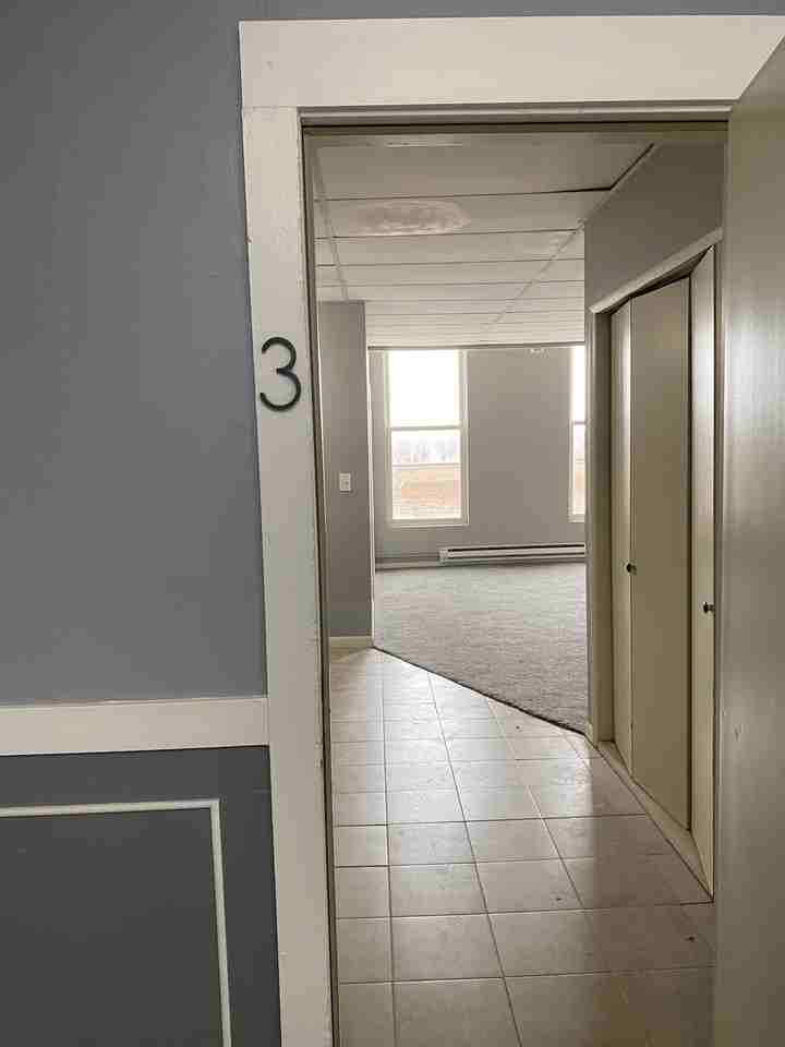 1018 1/2 7th Ave - Photo 5 of 21