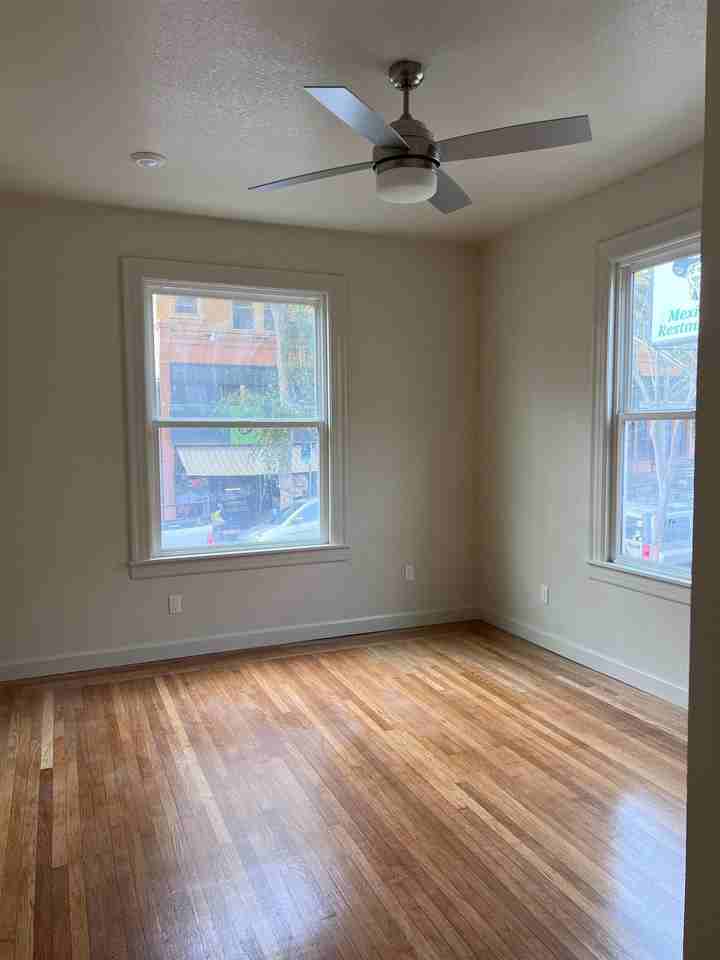 1865 Euclid Avenue - Photo 4 of 50