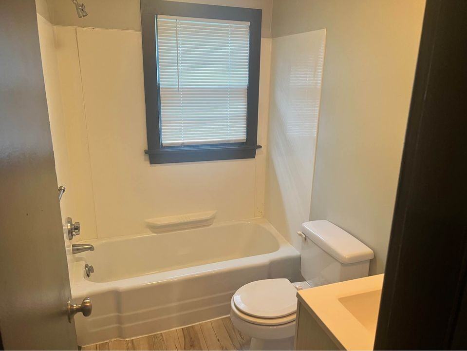 217 North Main St - Photo 4 of 5