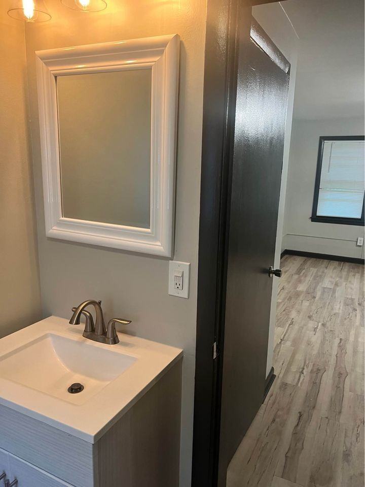 217 North Main St - Photo 5 of 5