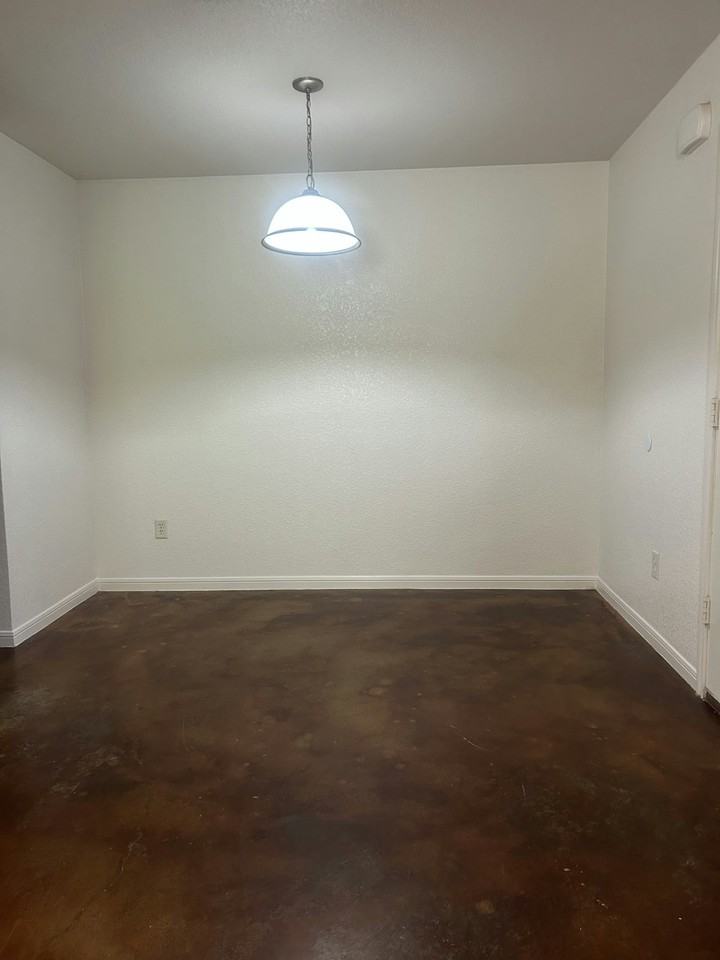 205 Loop, Unit 5010 A - Photo 3 of 11