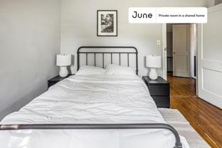 1214 Michigan Ave Ne #E - Photo 1 of 1