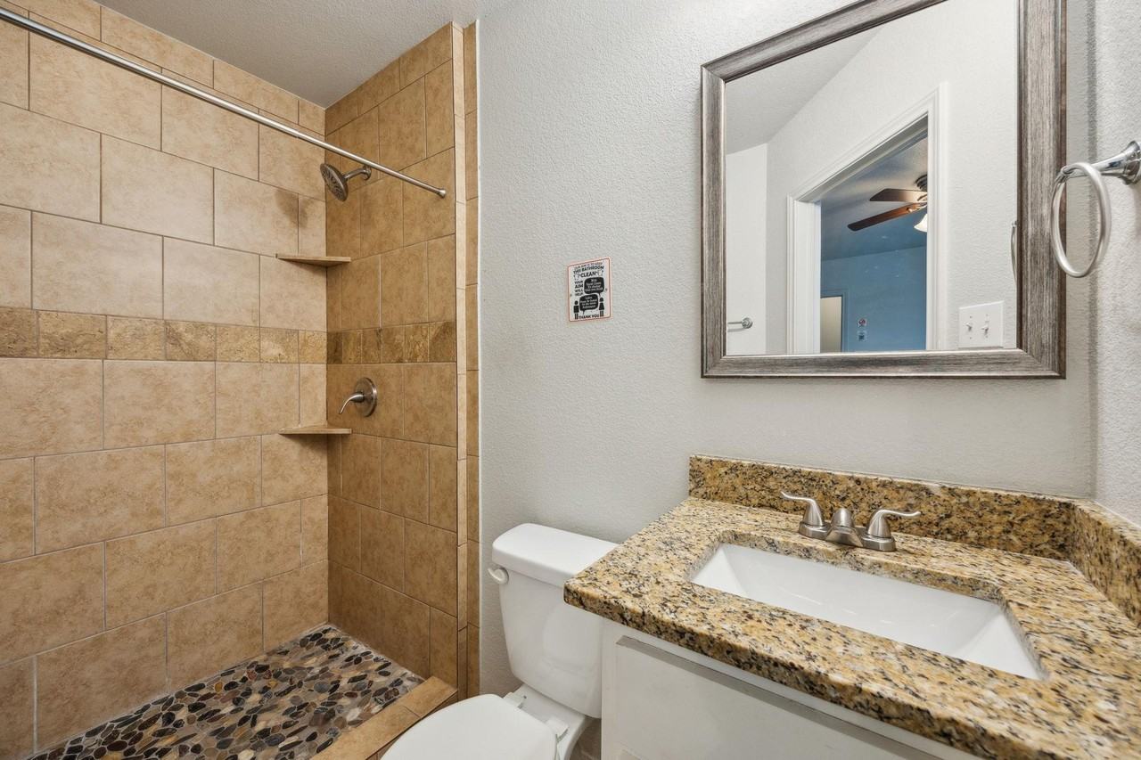 Purington Ave - Photo 3 of 7