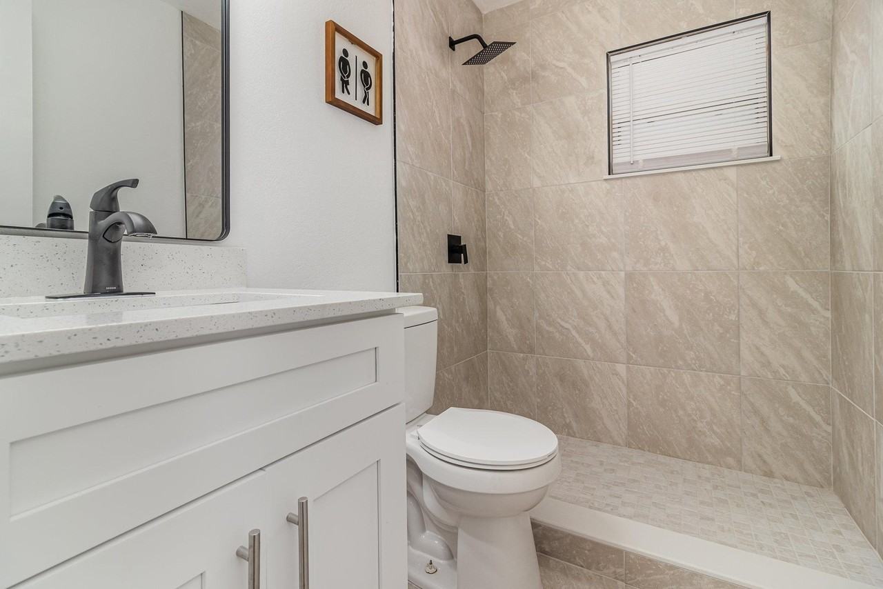 Poppy Ave - Photo 4 of 7