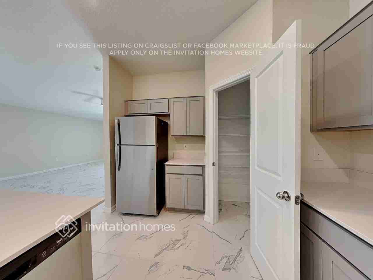 4410 Holstein St - Photo 5 of 18